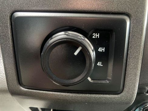 Used 2018 Ford F250 XL w/ Power Equipment Group AWD/4WD image 20