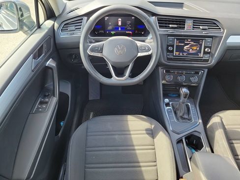Used 2022 Volkswagen Tiguan S FWD image 15