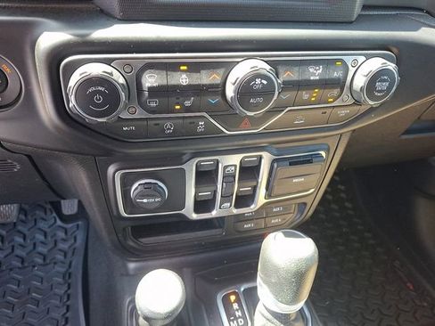 Used 2020 Jeep Gladiator Sport w/ Quick Order Package 24S AWD/4WD image 15
