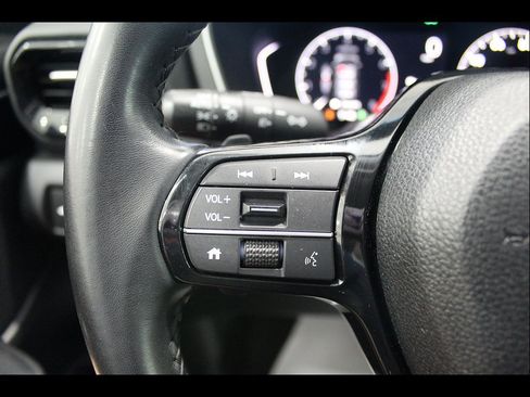 Certified 2025 Honda Pilot EX-L image 28