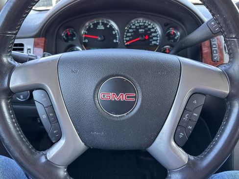 Used 2013 GMC Sierra 2500 SLT w/ SLT Convenience Package image 18