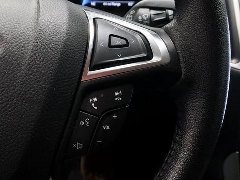 Used 2023 Ford Edge SEL image 29