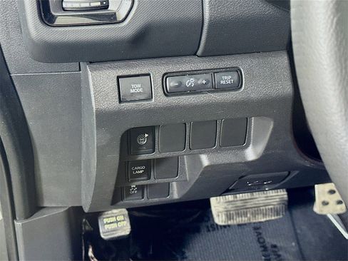 Used 2022 Nissan Frontier Pro-X w/ Technology Package image 21