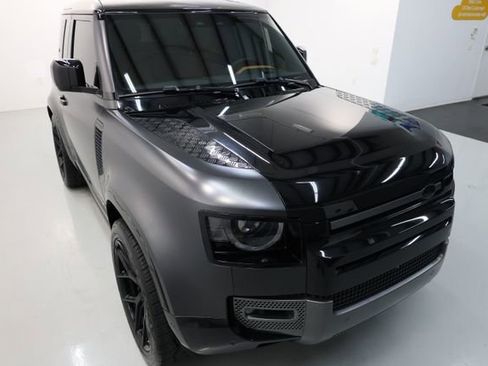 Used 2023 Land Rover Defender 90 V8 AWD/4WD image 55