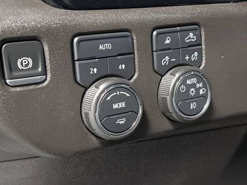 Used 2024 Chevrolet Silverado 1500 RST w/ Redline Edition AWD/4WD image 16