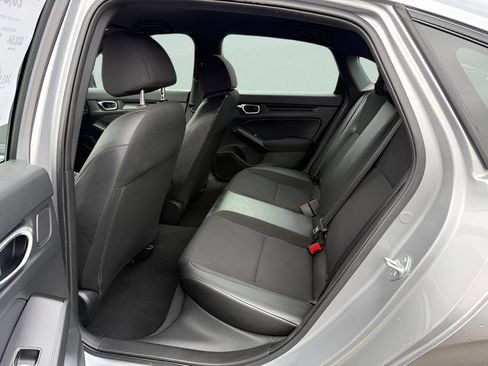 Used 2022 Honda Civic Sport image 5