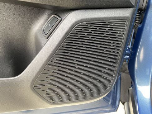 Used 2025 Chevrolet Equinox LT w/ Convenience Package II image 23