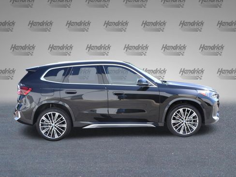 Used 2025 BMW X1 xDrive28i w/ Technology Package AWD/4WD image 9