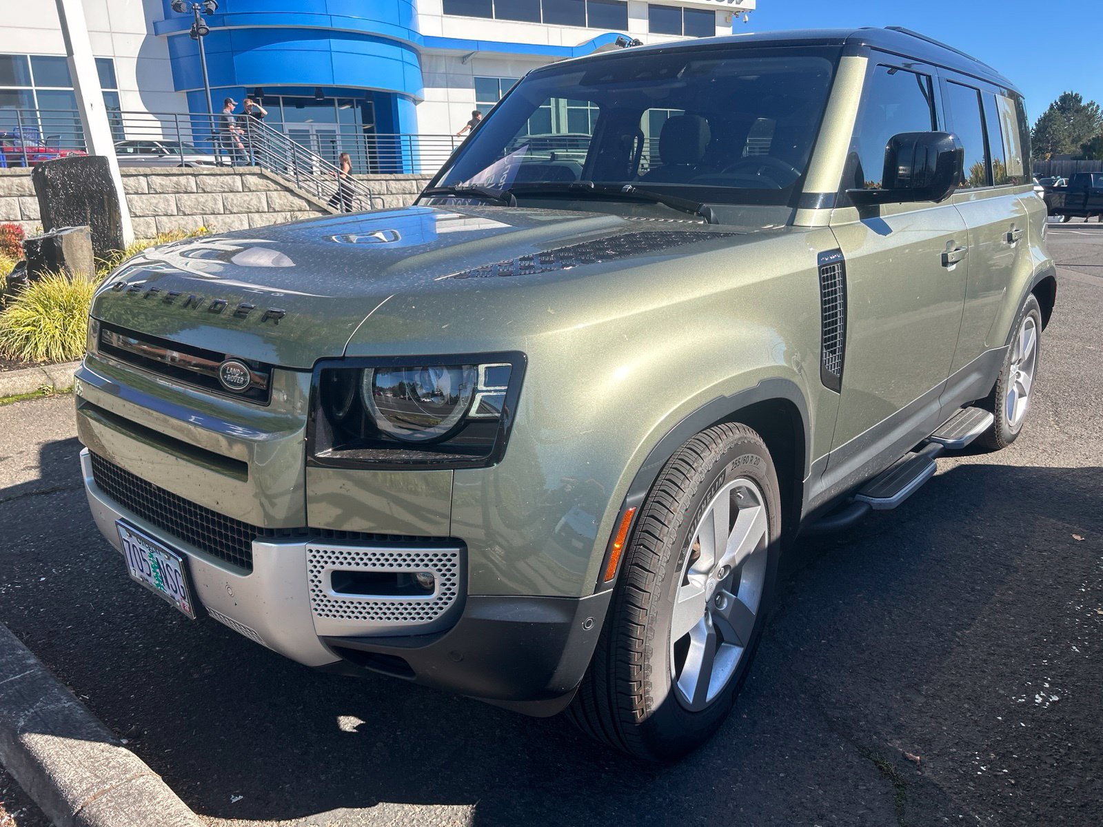 Used 2020 Land Rover Defender 110 First Edition AWD/4WD image 1