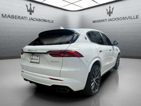 New 2026 Maserati Grecale Modena image 11