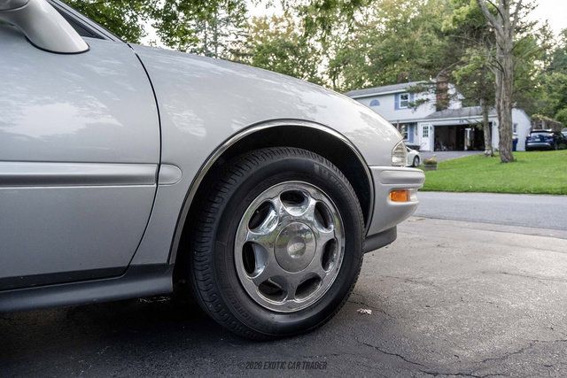 Used 1999 Buick Riviera Supercharged Coupe FWD image 64