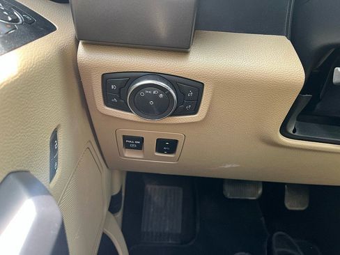 Used 2018 Ford F150 XLT w/ Equipment Group 302A Luxury AWD/4WD image 32