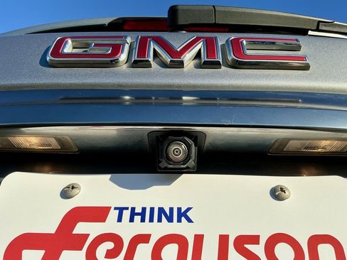 Used 2024 GMC Terrain AT4 w/ Infotainment Package II image 15