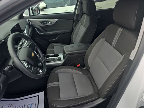 Used 2024 Chevrolet Blazer LT w/ Convenience Package image 14