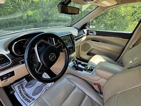 Used 2018 Jeep Grand Cherokee Limited AWD/4WD image 5