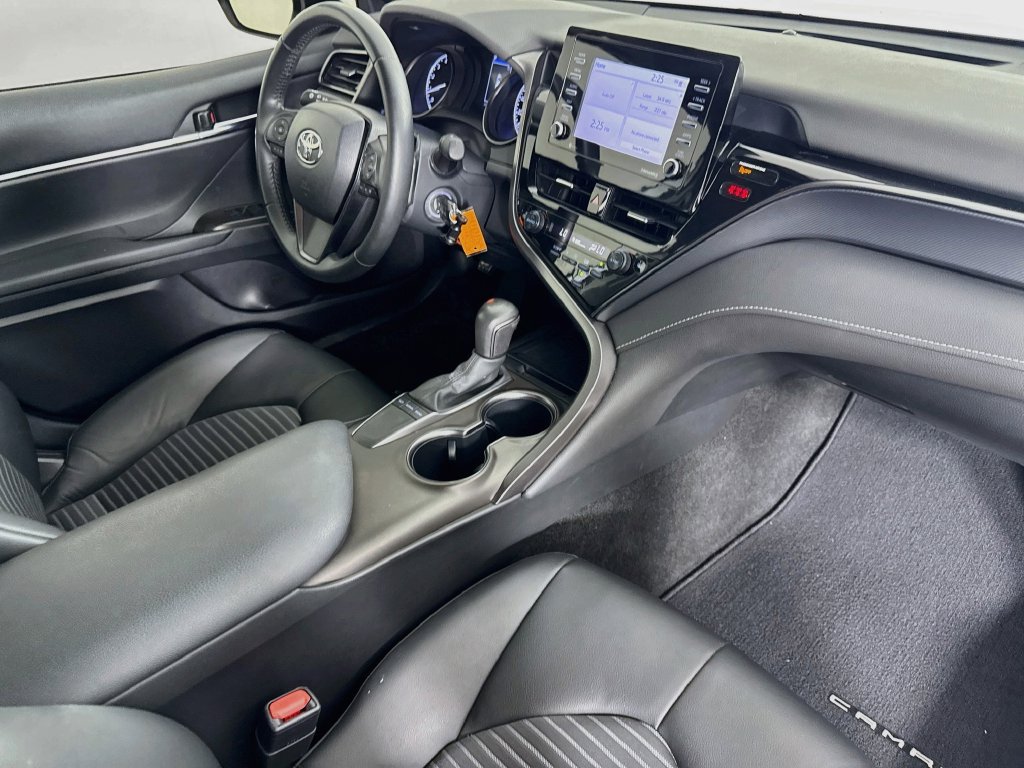 Used 2023 Toyota Camry SE FWD image 32