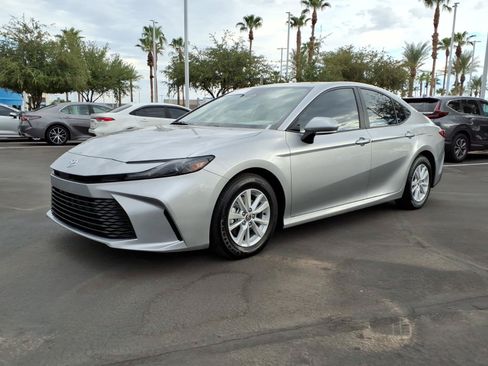 Certified 2025 Toyota Camry LE w/ Convenience Package FWD image 8