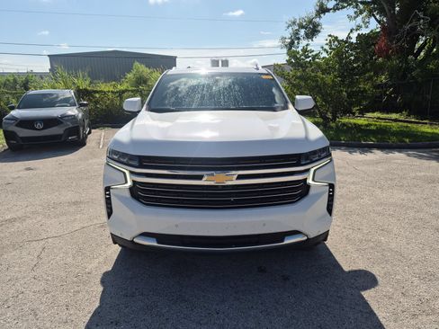 Used 2021 Chevrolet Tahoe LT w/ LT Signature Package RWD image 9