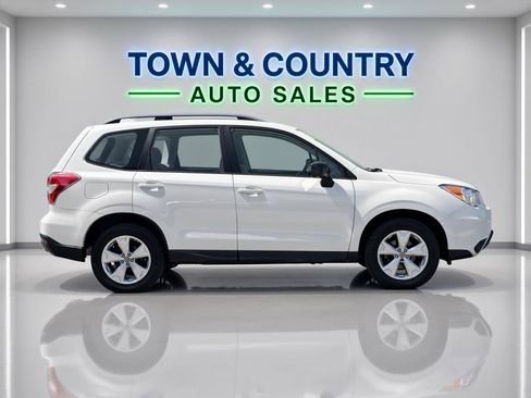 Used 2016 Subaru Forester 2.5i w/ Alloy Wheel Package AWD/4WD image 7