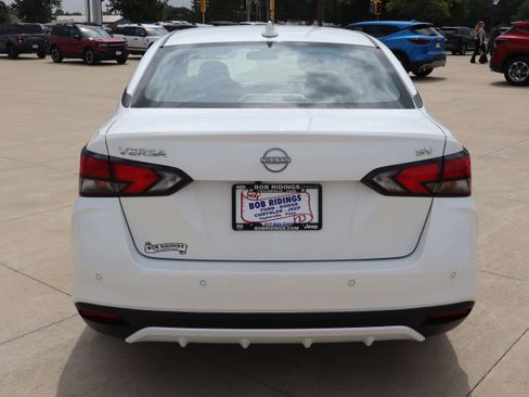 Used 2024 Nissan Versa SV w/ Trunk Package FWD image 6