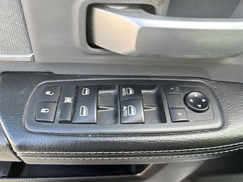 Used 2019 RAM 2500 Big Horn image 15