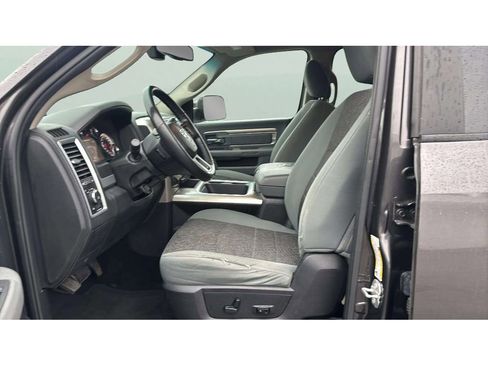 Used 2018 RAM 2500 Big Horn AWD/4WD image 11