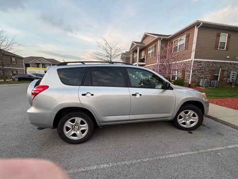 Used 2011 Toyota RAV4 4WD w/ Base L4 Extra Value Pkg image 5