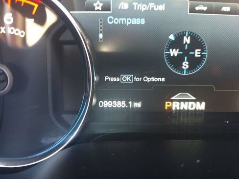 Used 2018 Ford F150 Platinum w/ Equipment Group 701A Luxury AWD/4WD image 16