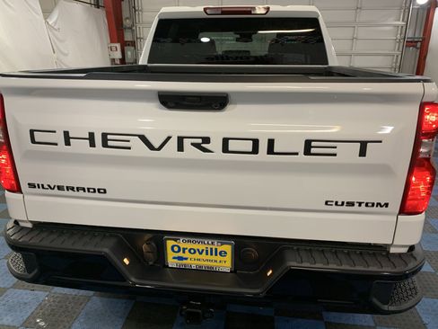 New 2026 Chevrolet Silverado 1500 Custom Trail Boss w/ Dark Appearance Package image 4