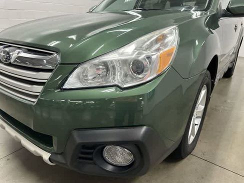 Used 2013 Subaru Outback 2.5i Limited AWD/4WD image 31