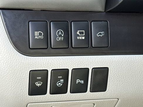 Used 2018 Toyota Highlander Limited Platinum AWD/4WD image 24