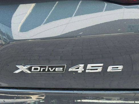 Used 2022 BMW X5 xDrive45e w/ Climate Comfort Package image 16