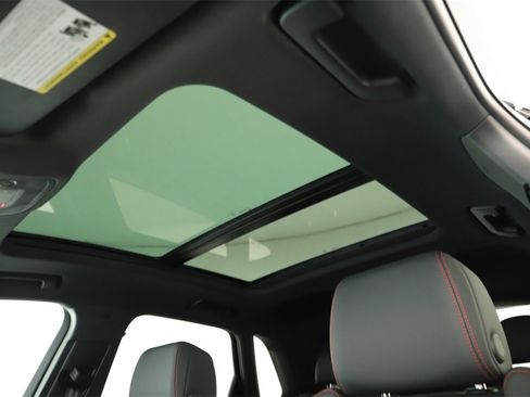 Certified 2025 Audi Q3 2.0T Premium Plus w/ Premium Plus Package image 26