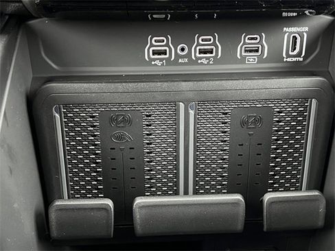 New 2026 RAM 1500 Laramie w/ Night Edition image 35