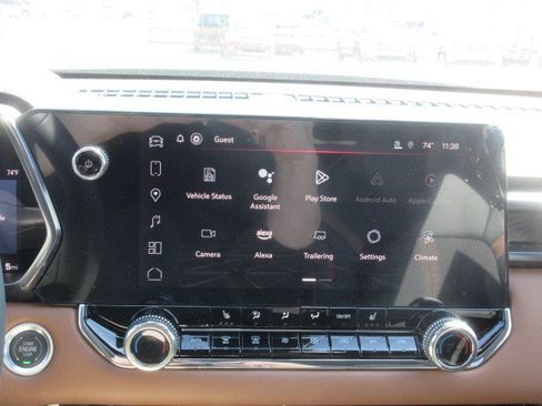 New 2025 GMC Canyon AT4 image 18