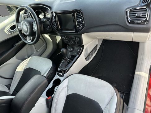 Used 2020 Jeep Compass Limited w/ Safety & Security Group image 18