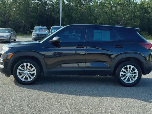 Used 2023 Chevrolet TrailBlazer LS FWD image 5
