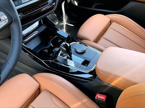 Used 2023 BMW X3 sDrive30i w/ Premium Package image 13