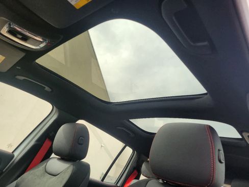 New 2025 Mercedes-Benz GLB 35 AMG 4MATIC image 5