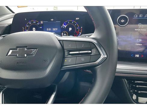 Used 2025 Chevrolet Suburban RST w/ Comfort Package image 21