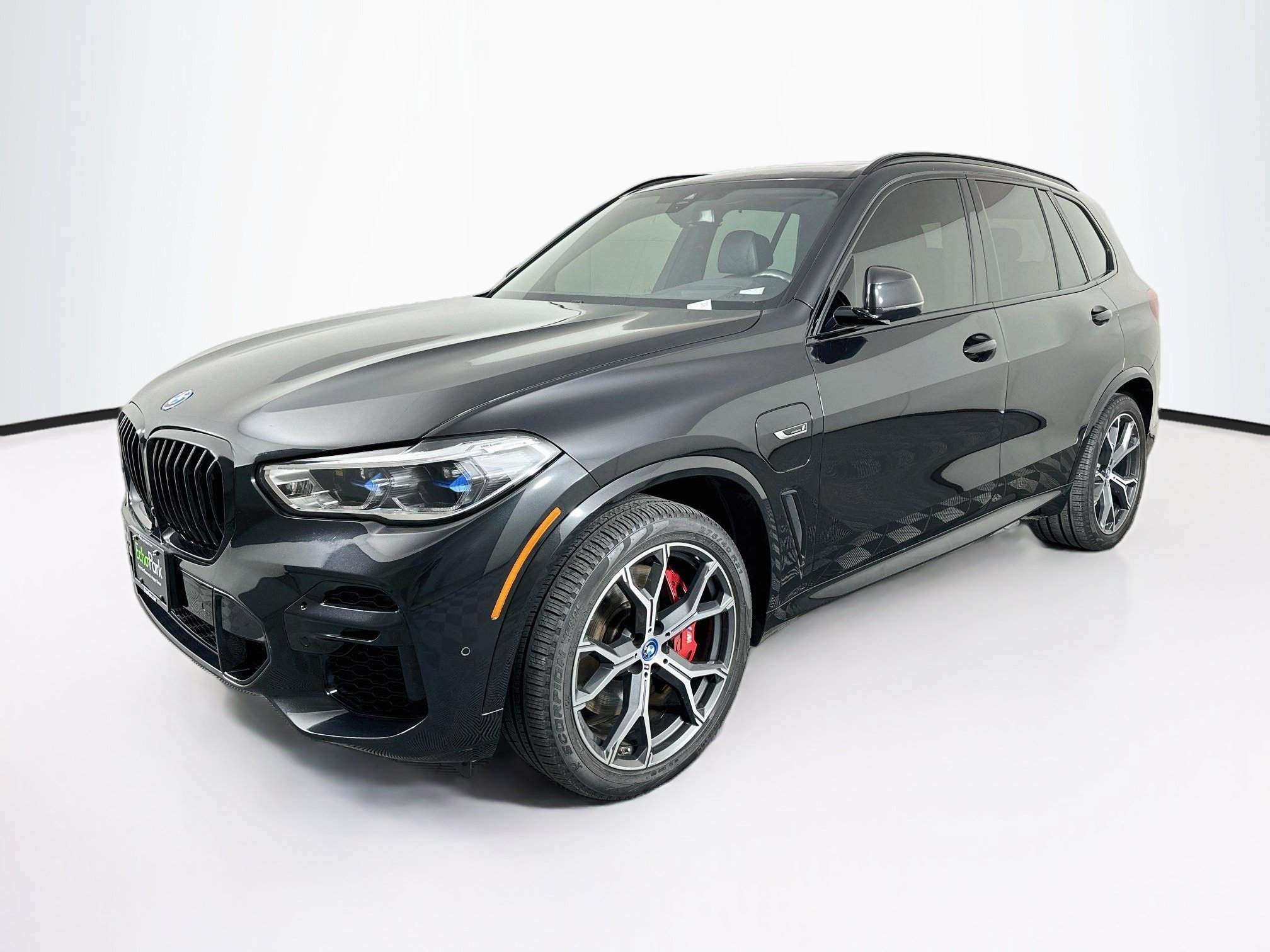 Used 2023 BMW X5 xDrive45e AWD/4WD image 3