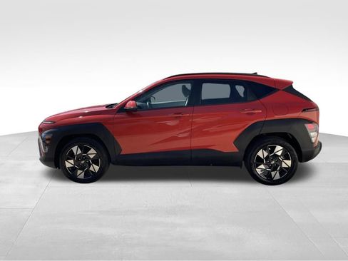 Used 2024 Hyundai Kona SEL FWD image 8