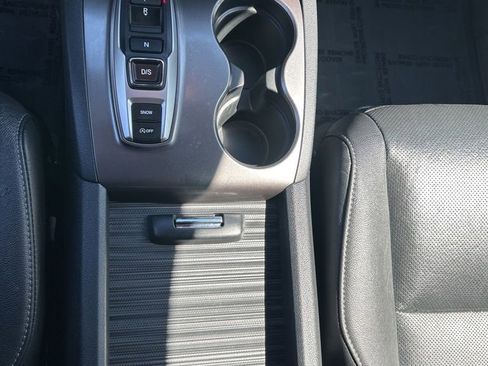 Used 2022 Honda Passport EX-L image 5