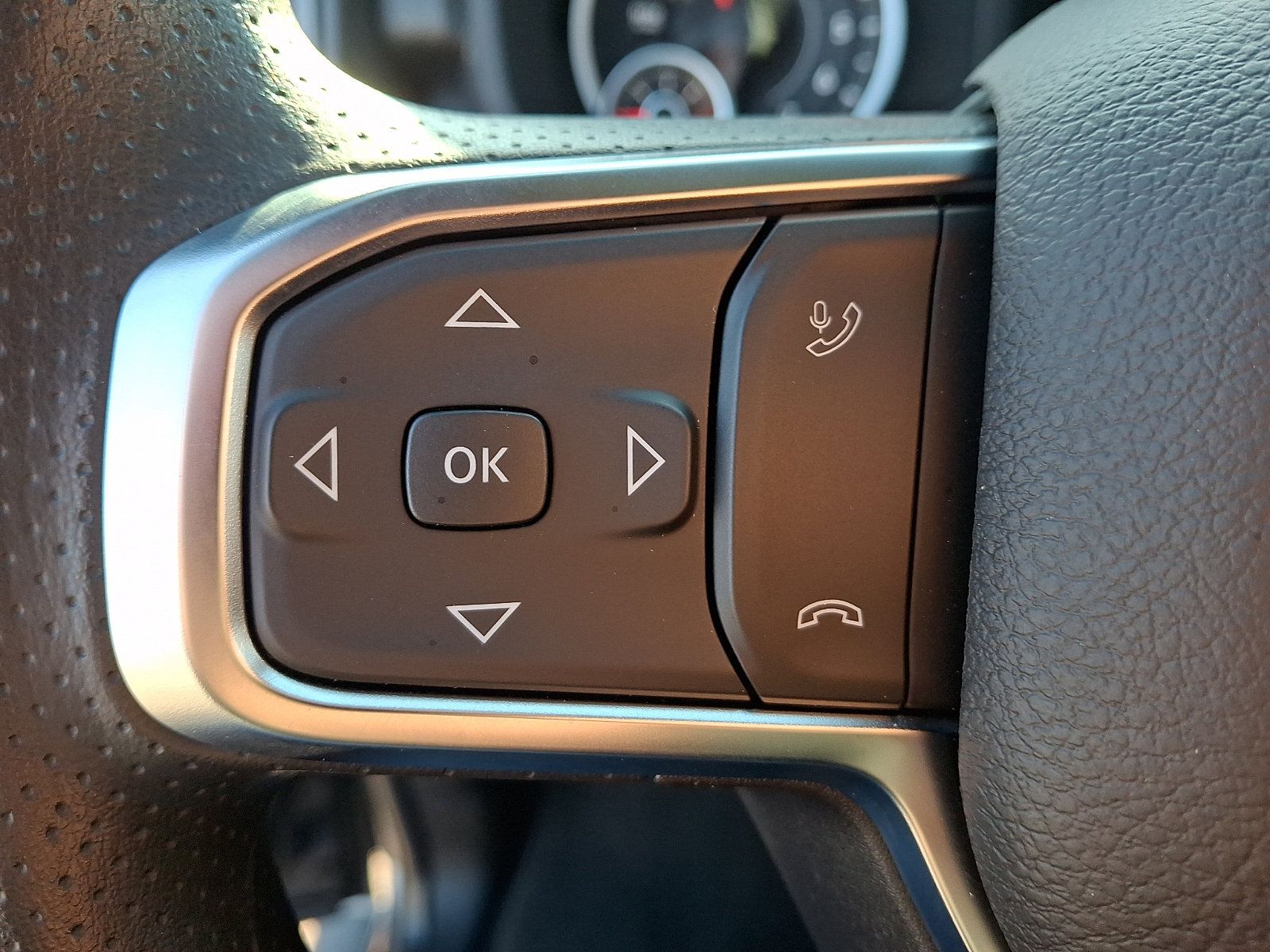 New 2026 RAM 2500 Tradesman AWD/4WD image 17