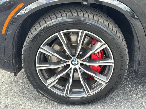 Used 2021 BMW X5 M50i AWD/4WD image 11