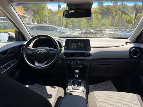 Used 2019 Hyundai Kona SEL FWD image 9