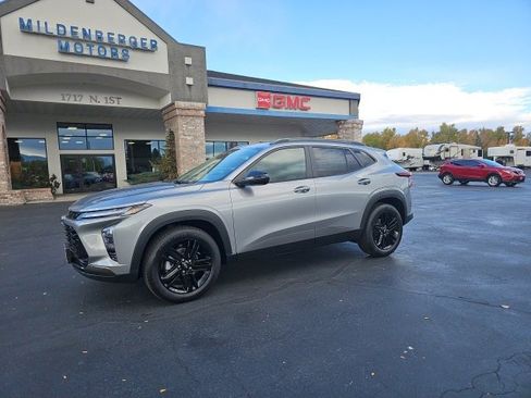 New 2026 Chevrolet Trax ACTIV w/ Sunroof Package image 43