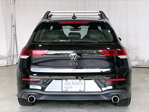 Used 2024 Volkswagen GTI SE FWD image 3