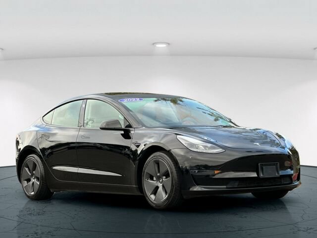 Used 2022 Tesla Model 3 Standard Range RWD image 8