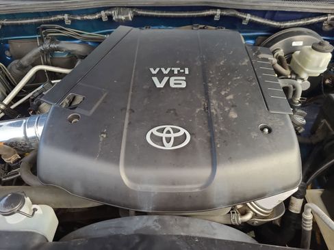 Used 2014 Toyota Tacoma 4x4 Double Cab w/ TRD Sport Package image 17